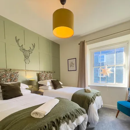 Anley With Garden And Private Parking In * Keswick (Cumbria)